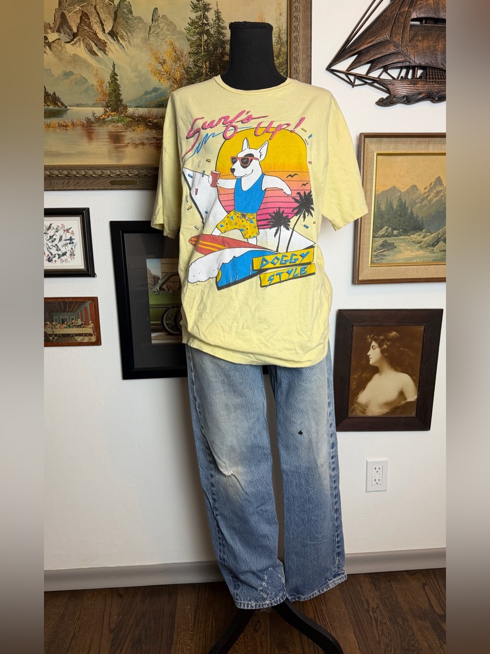 Vintage 90s-Y2K "Doggy-Style" Surfing Bull Terrier T-Shirt Men's Large